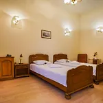 Hotel Agape 3*